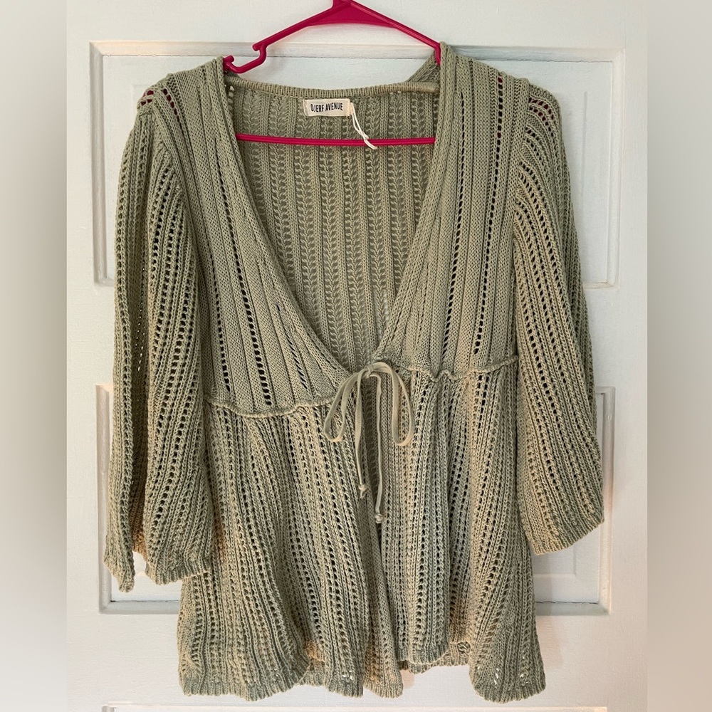 Djerf Avenue Sorella top